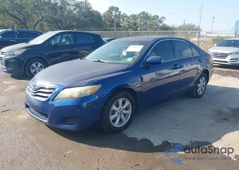 2011 Toyota Camry Le z USA, uszkodzony, nr VIN 4T1BF3EK0BU712096